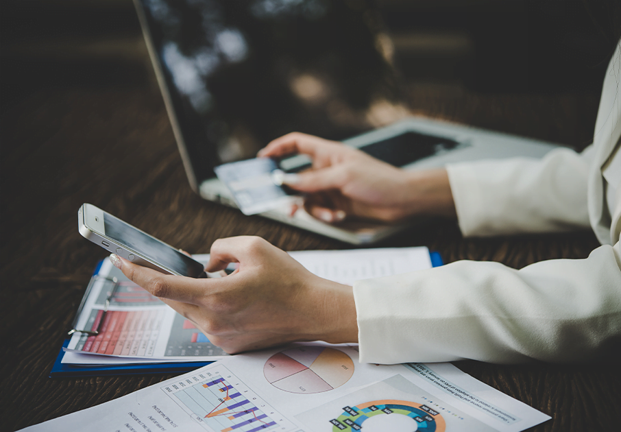 AI’s Transaction Insights: Understanding Banking Patterns with AI in Banking Sector AI’s Transaction Insights: Understanding Banking Patterns with AI in Banking Sector